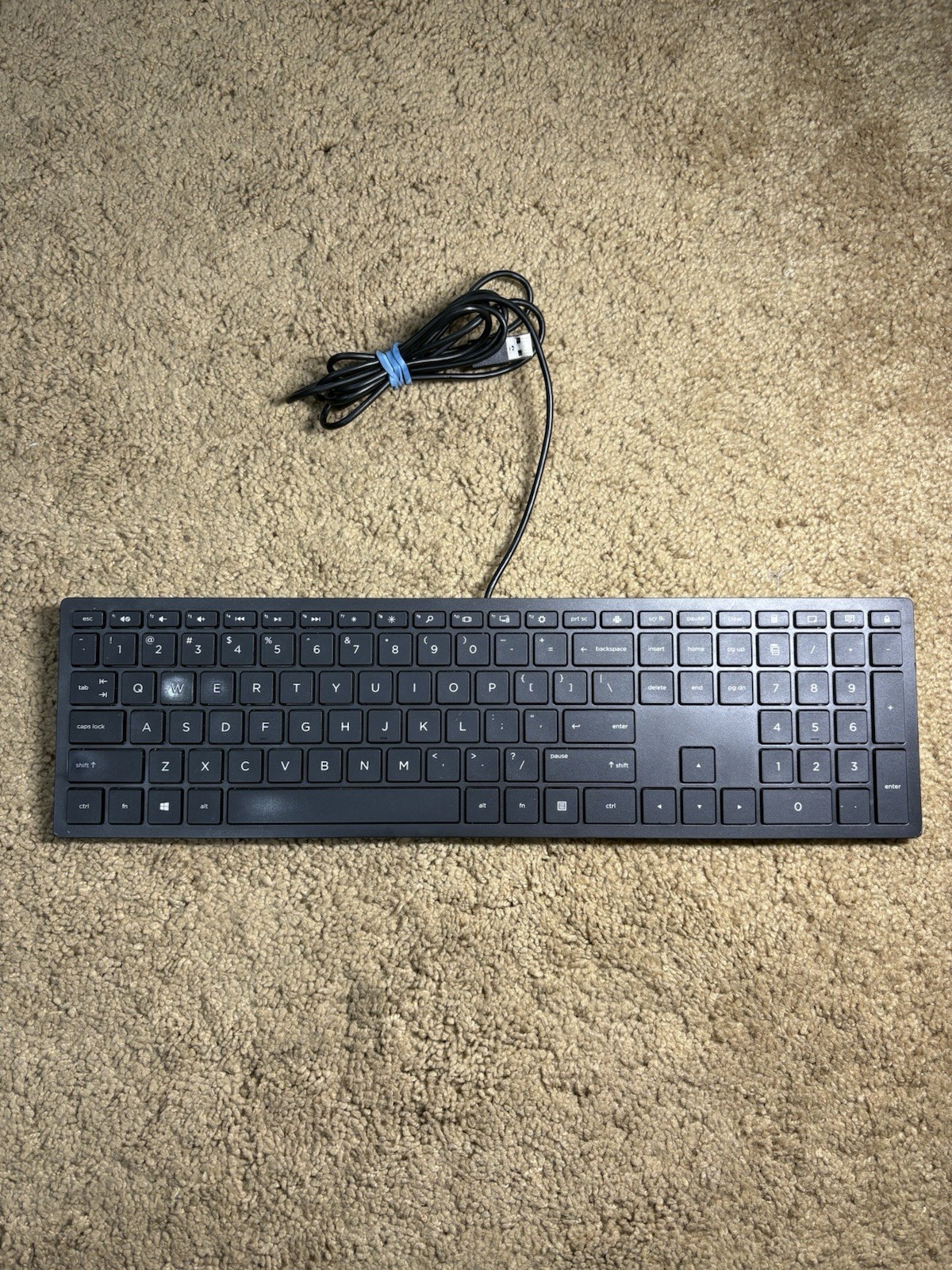 HP Keyboard USB Wired TPC-COO3K Black PN 928922-001 Full Size QWERTY Layout