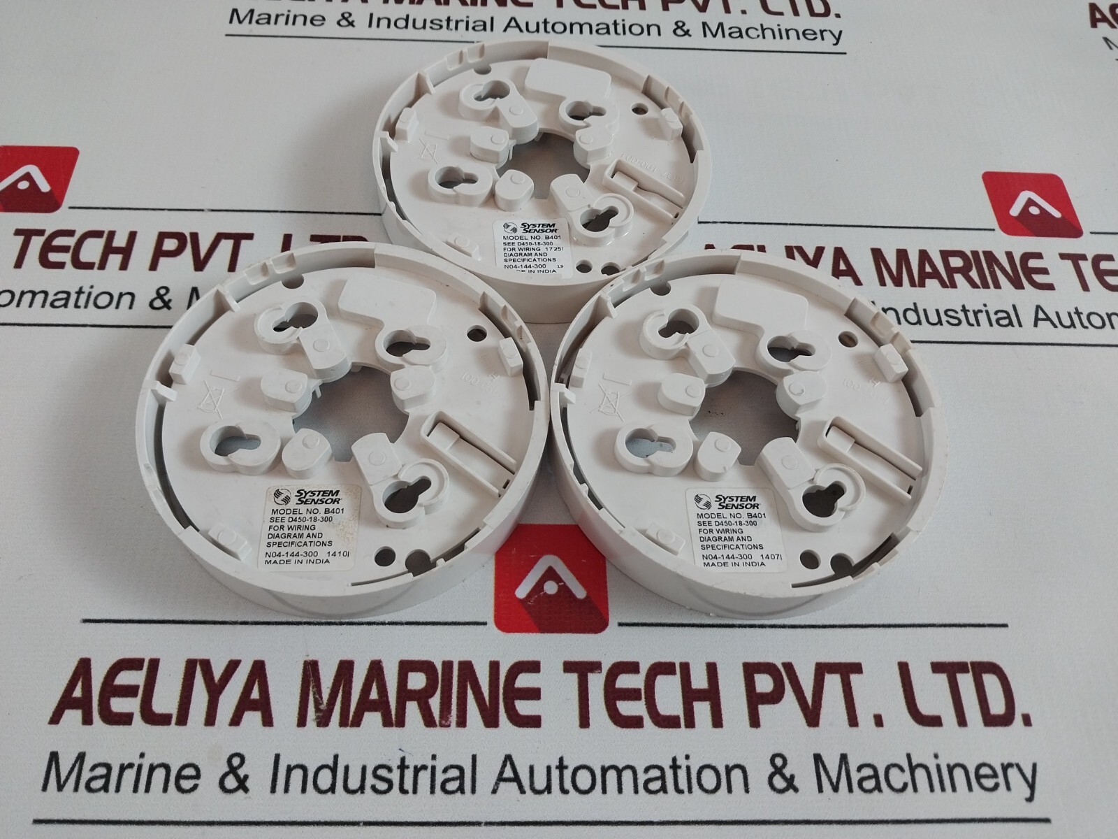 Lot of 11X system sensor b401 detector base