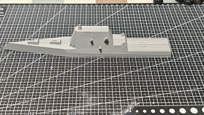 3D printing 1/700 American Zumwalt class destroyer Unpainted/Waterline