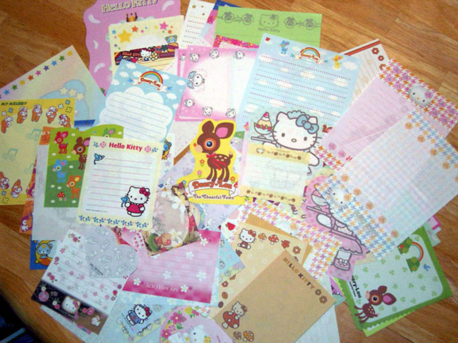 Lot Sanrio Hello Kitty Stationery / Stationary Memo Paper 60 sheets