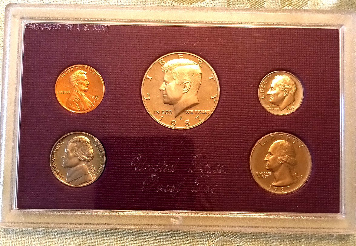 1987-S U.S. Proof Set w/no outer box - as pictured.