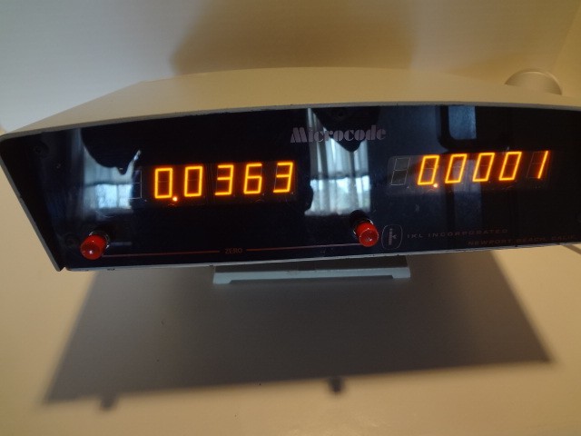 BOECKELER INSTRUMENTS DIGITAL READOUT DISPLAY 2 AXIS MODEL 2-615P **NICE**