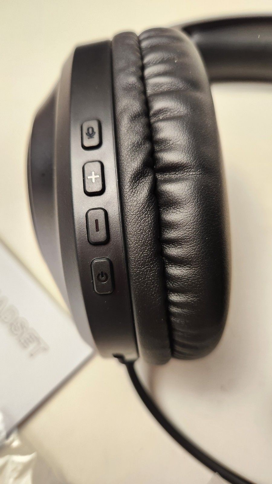 AOC Wireless Over The Ear Gaming Headset ACG2502