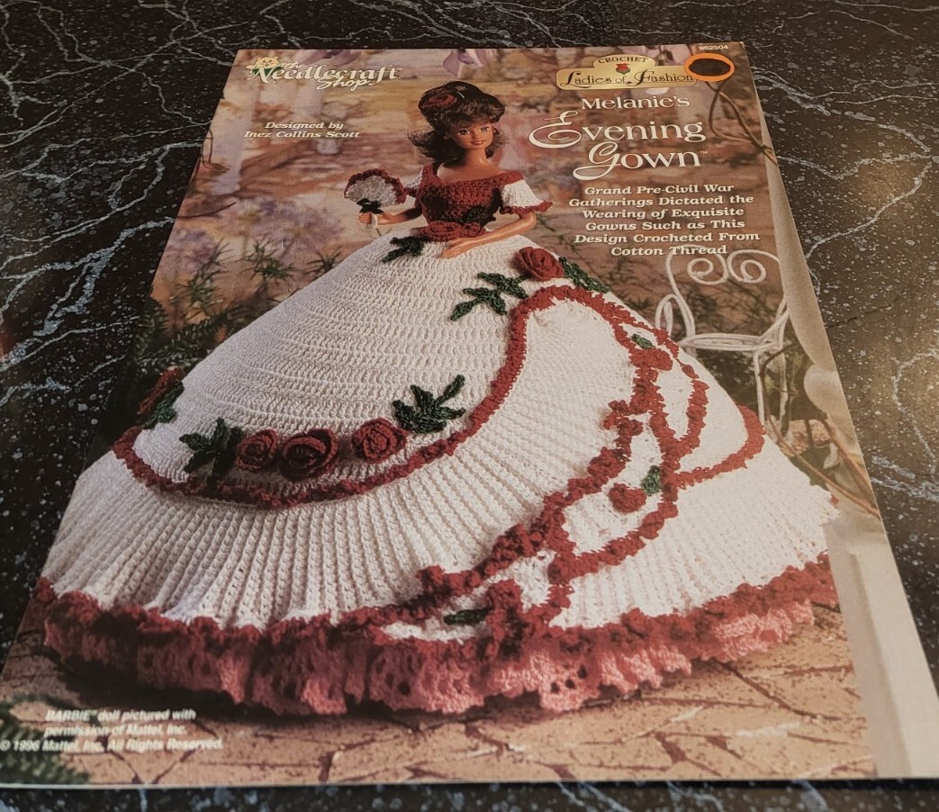 DF6 THE NEEDLECRAFT SHOP 1996, CROCHET LADIES OF FASHION MELANIE'S EVENING GOWN
