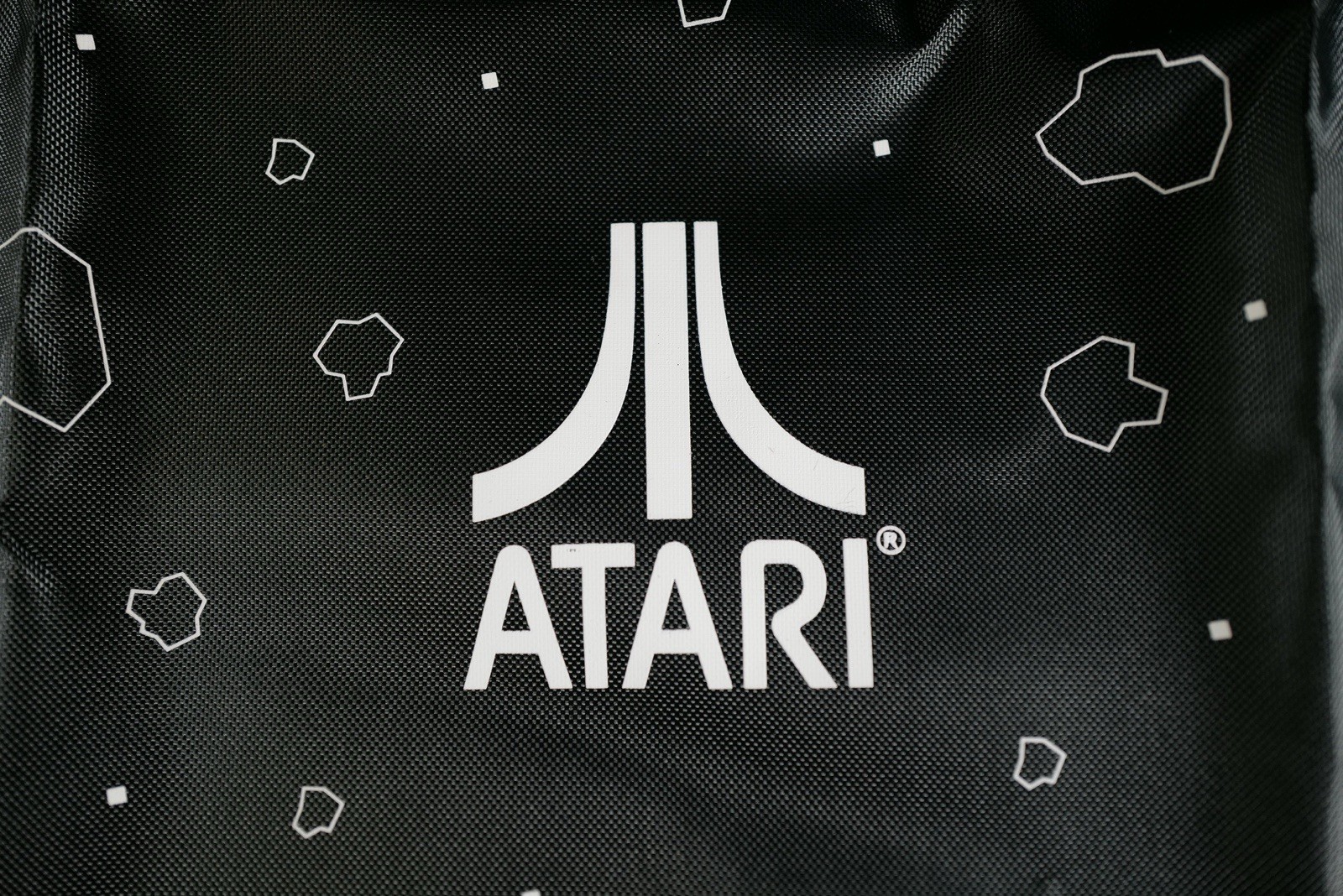Atari Numskull 2018 Rucksack Bag & Atari 2600 Shape Box Set