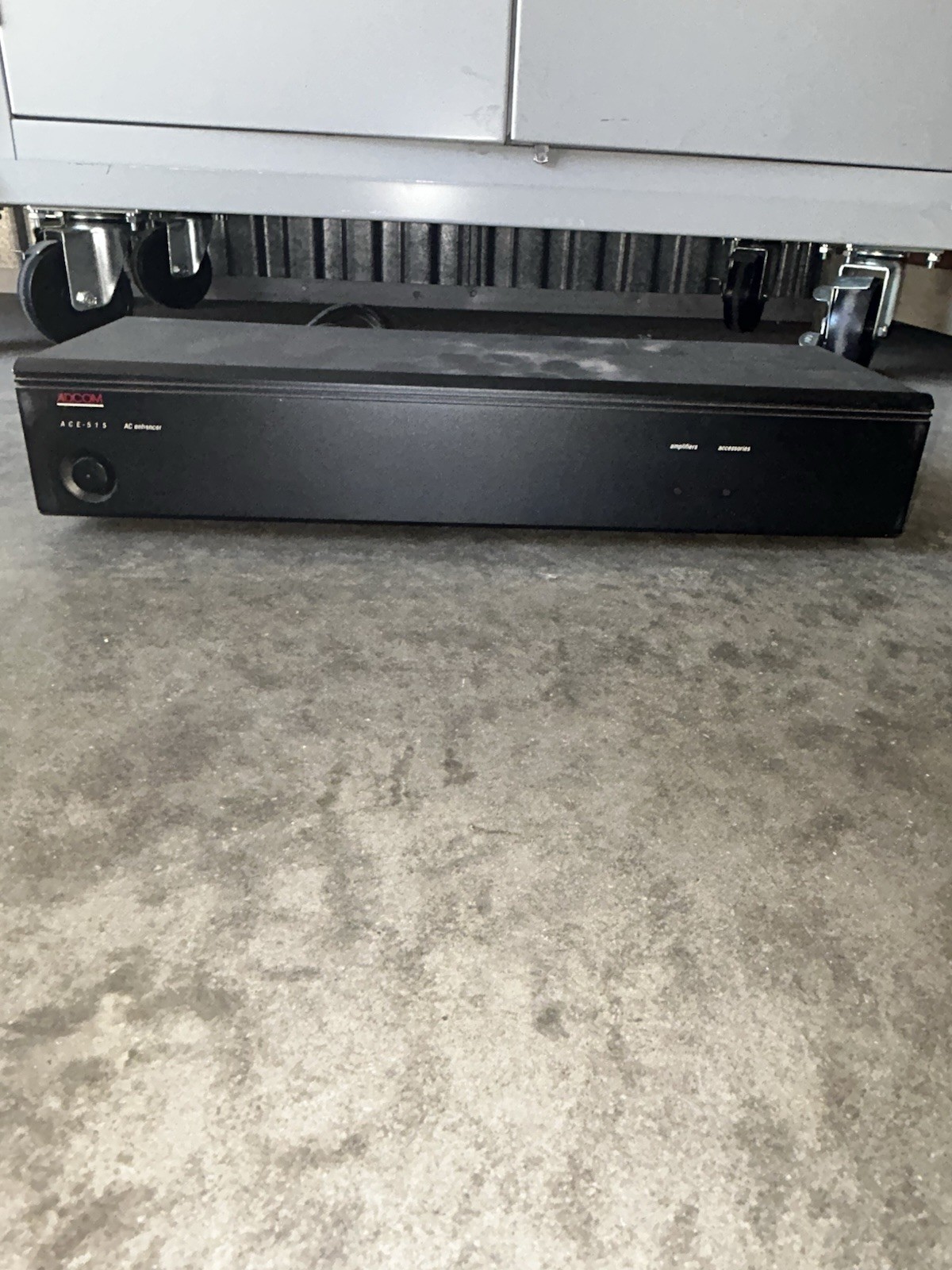 ADCOM Model ACE-515 AC Enhancer/Surge Protector
