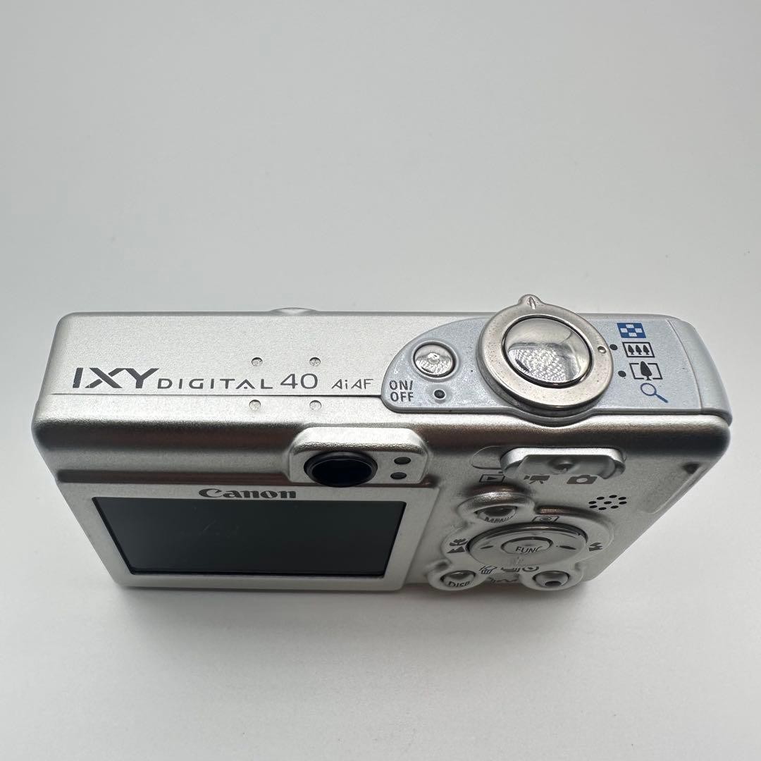 Rare Canon IXY DIGITAL 40 Silver Compact Camera with Accessories