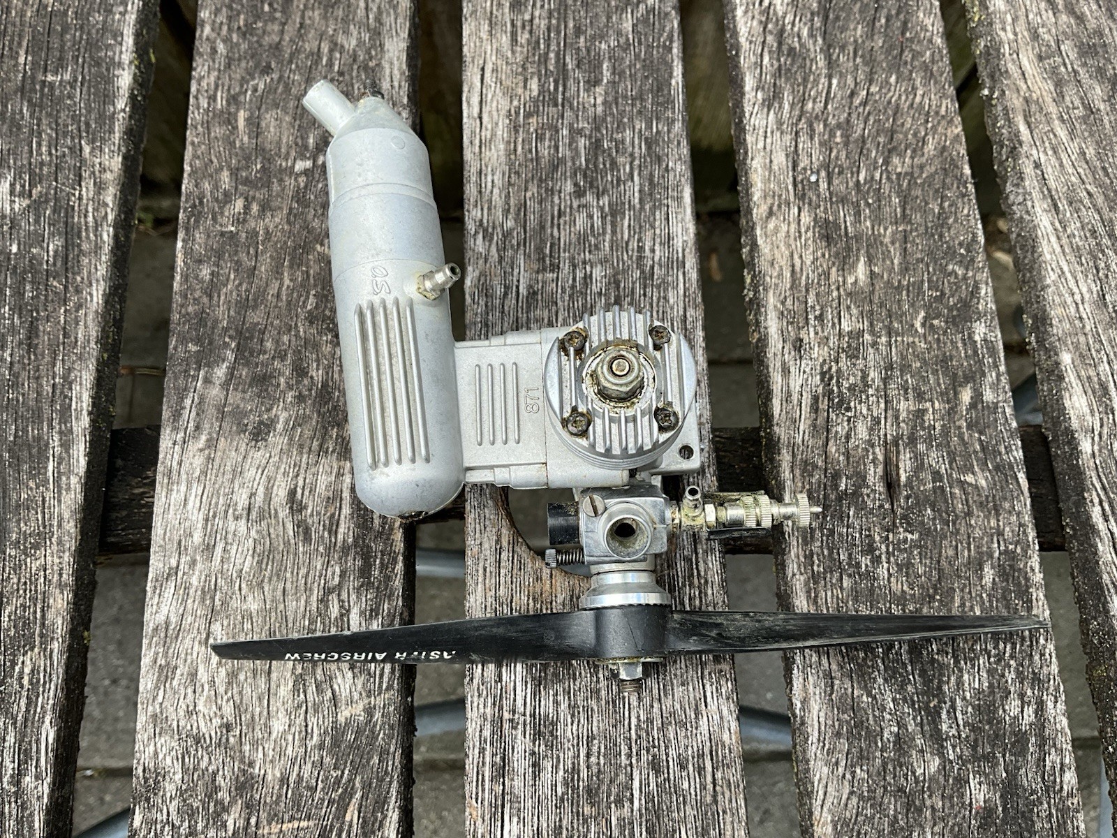 OS Max 10 FP R/C 2 STROKE GLOW ENGINE WITH MUFFLER, USED