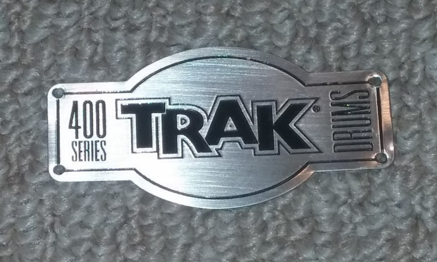Trak 400 Series Drum Badge (489)