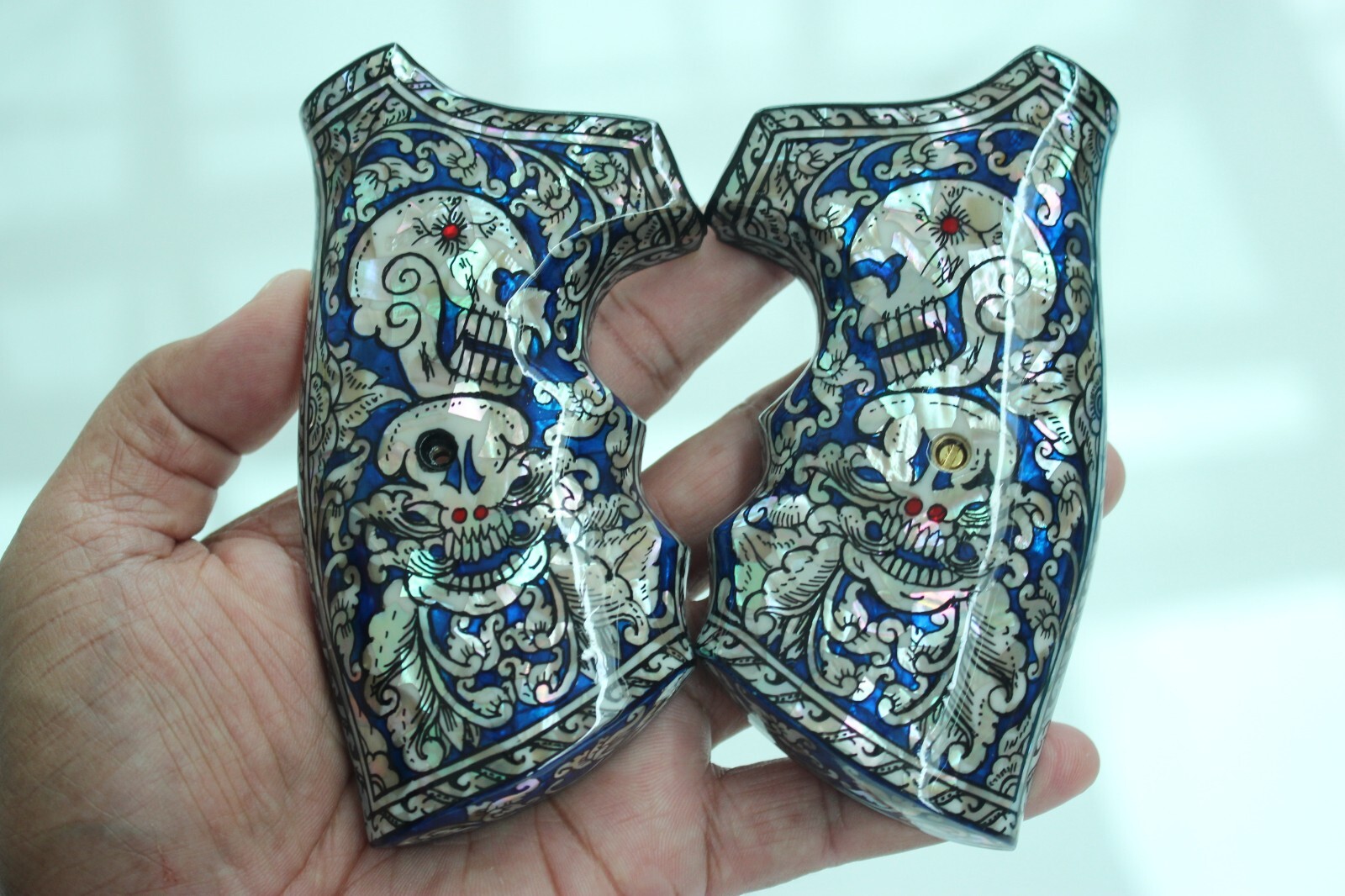 MOTHER OF PEARL GRIPS FOR S&W K, L FRAME SQ/RD BUTT BLUE SKULL ART VITOONMAKERS