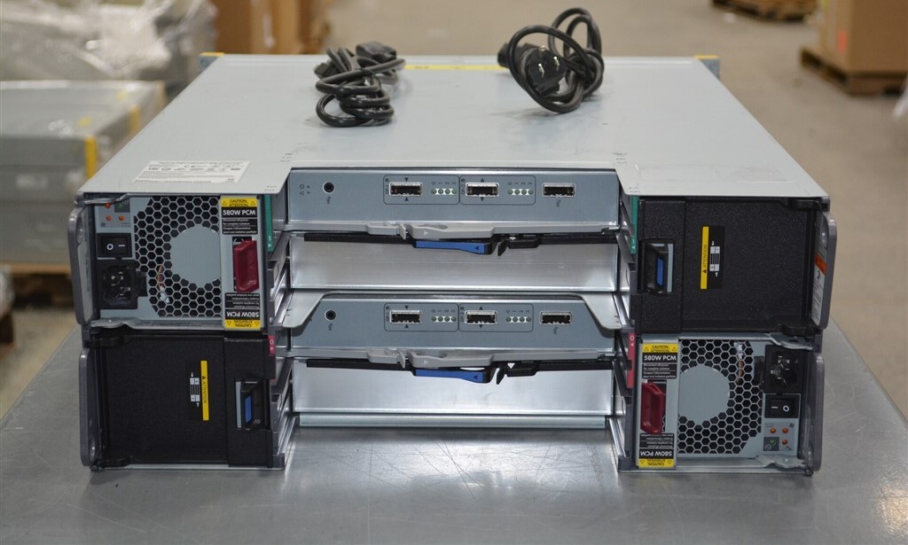 HP M6720 QR491-63012 Drive Shelf 4U SAS 3.5" Drive Enclosure 24-Port