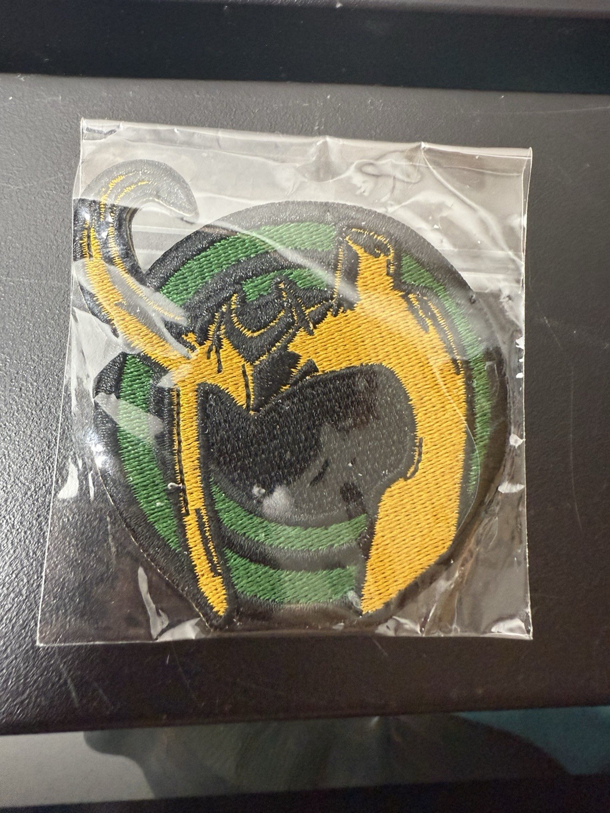 Loki Patch Marvel Unlimited Exclusive - Broken Helmet Horn New In Package