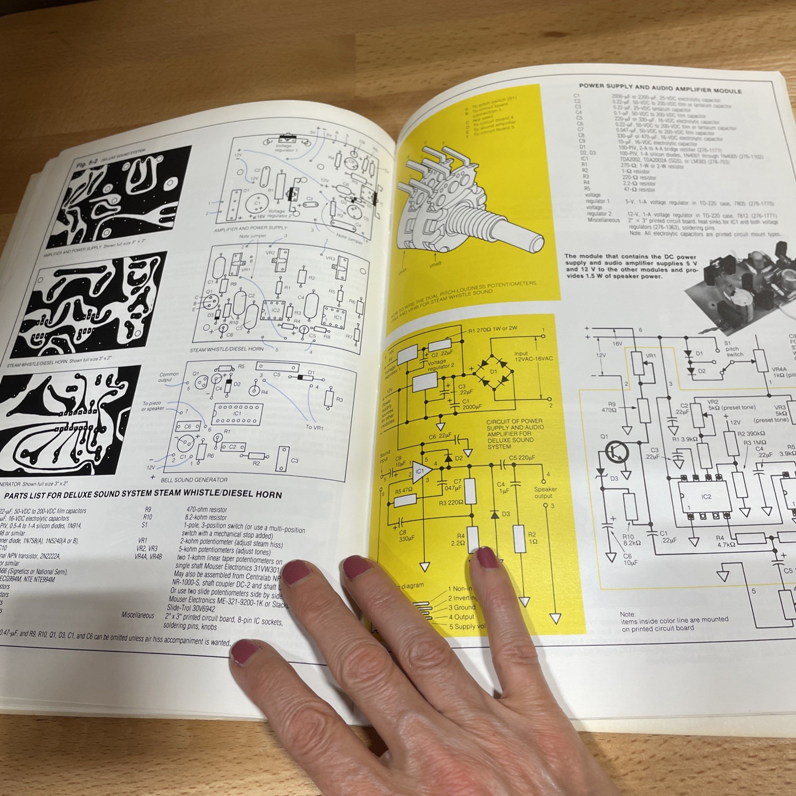 Electronic Projects for Model Railroaders by Peter J. Thorne Revised Edition