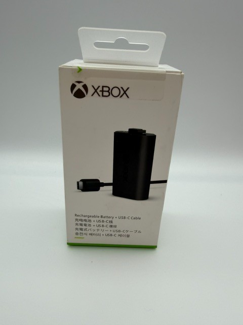 Microsoft Xbox Rechargeable Battery + USB-C Cable SXW-00001 New Factory Sealed