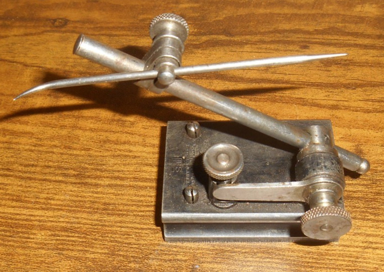 Vintage Brown & Sharpe Surface Gage (2 3/16" x 1 9/1") w/Spindle & Scriber USA