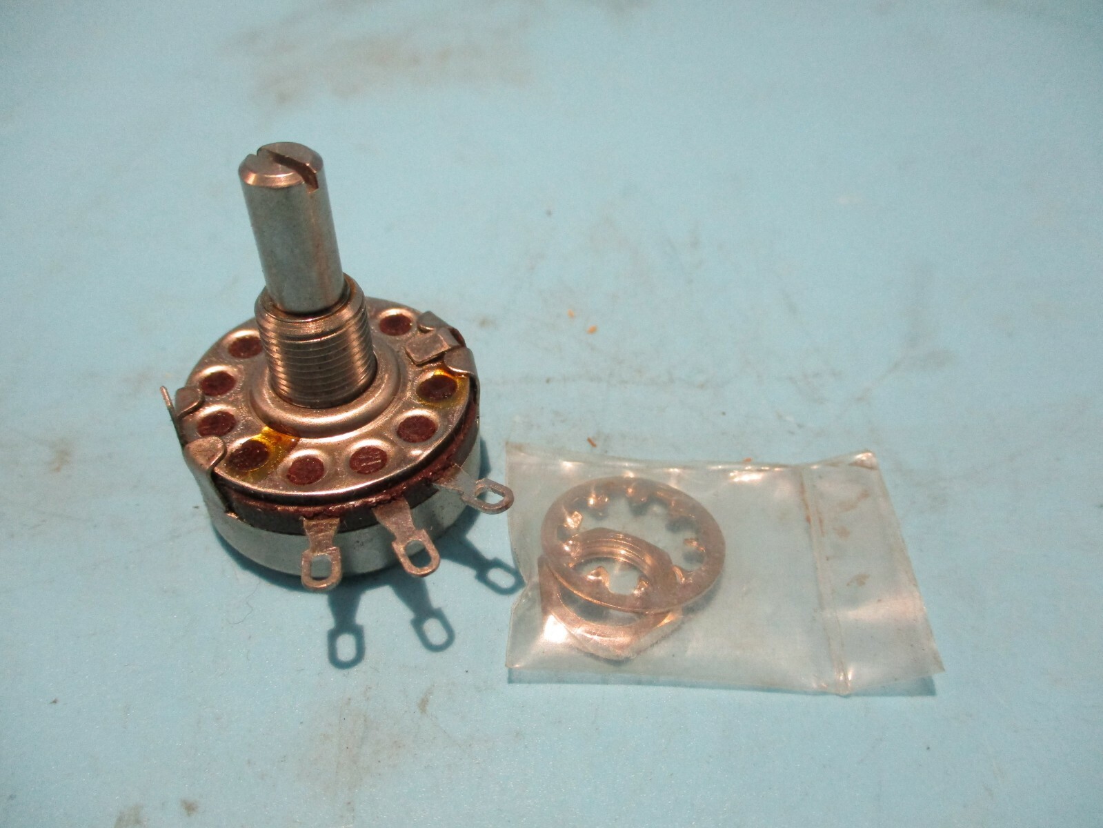 NEW CLAROSTAT RV4NAYSD153A POTENTIOMETER 15K