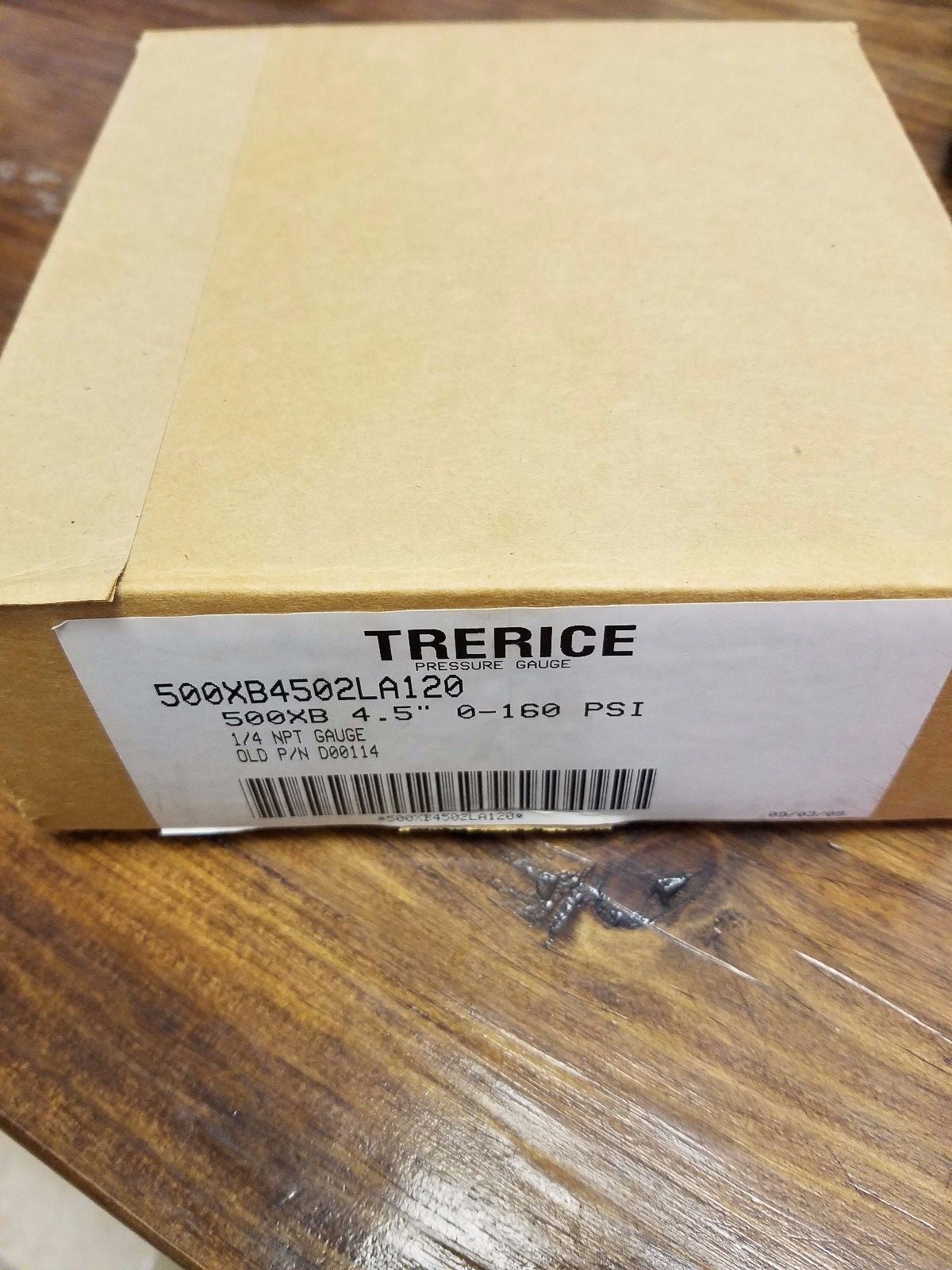 Trerice 500XB4502LA120,  4.5" 500X Series Industrial Gauge, 1/4" NPT Lower Mount