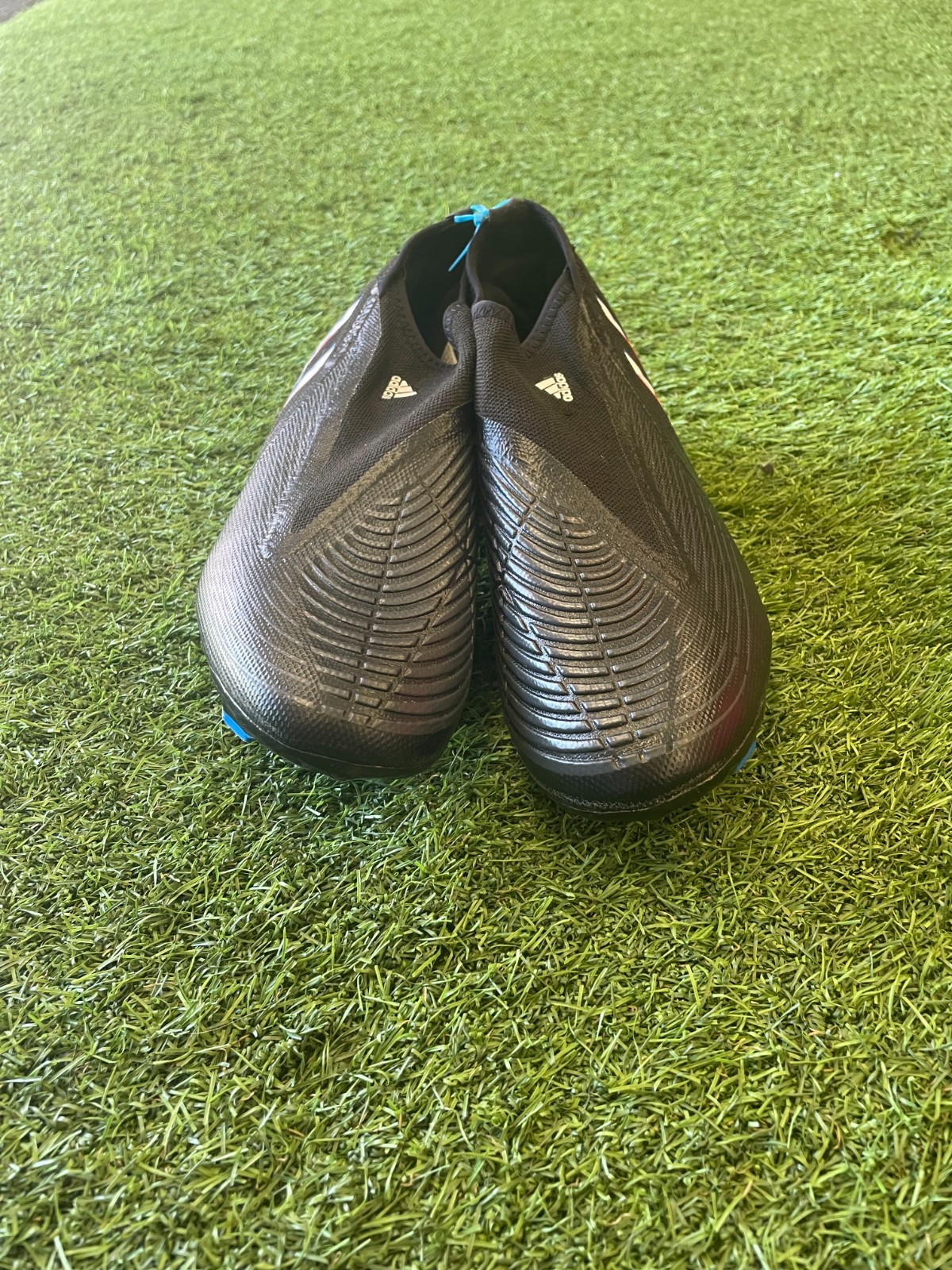 adidas Unisex Edge.3 Laceless Firm Ground Soccer Shoe Size 10 - Blue/Black