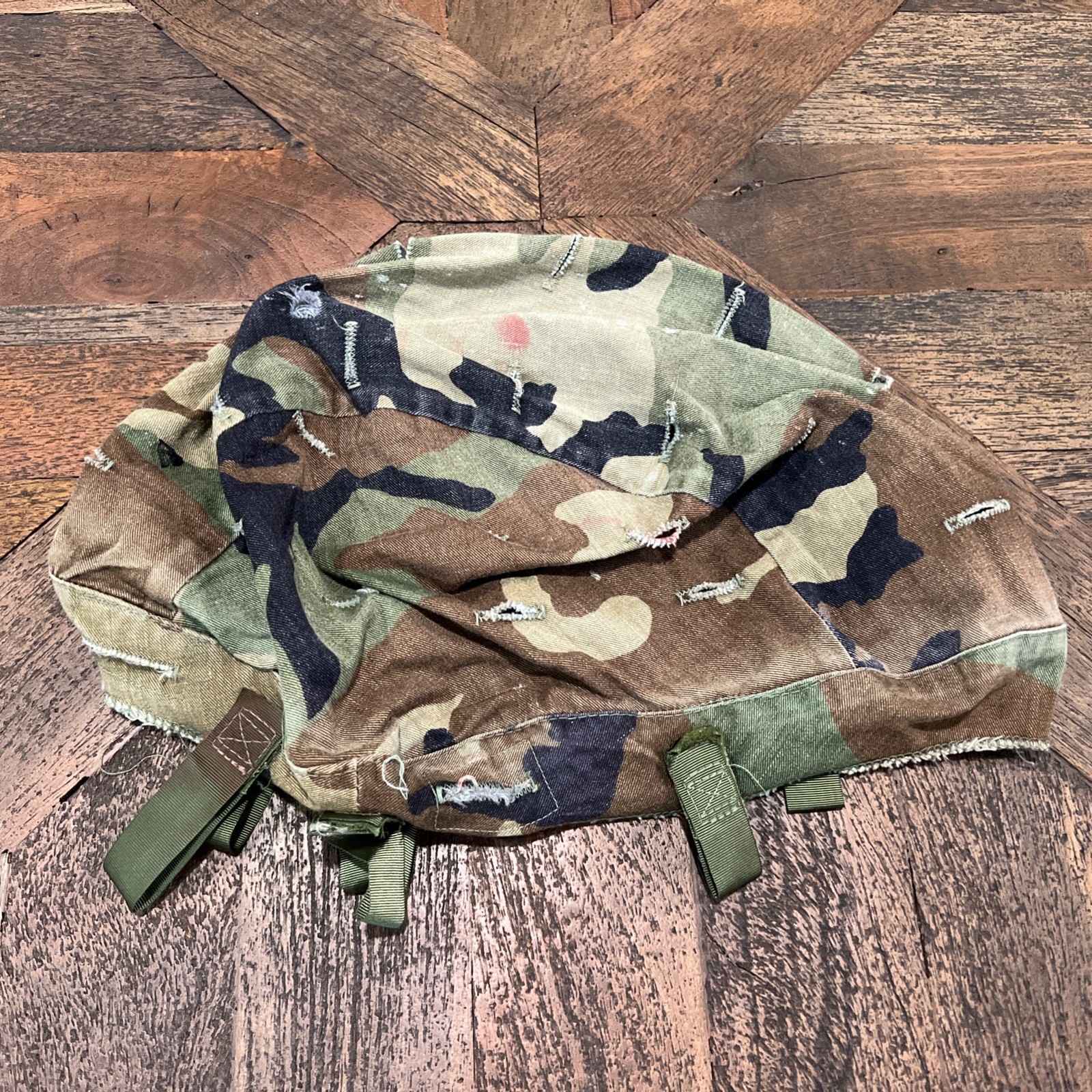 PASGT Helmet Cover Ground Troops Parachutist Medium / Large Woodland M81 BDU
