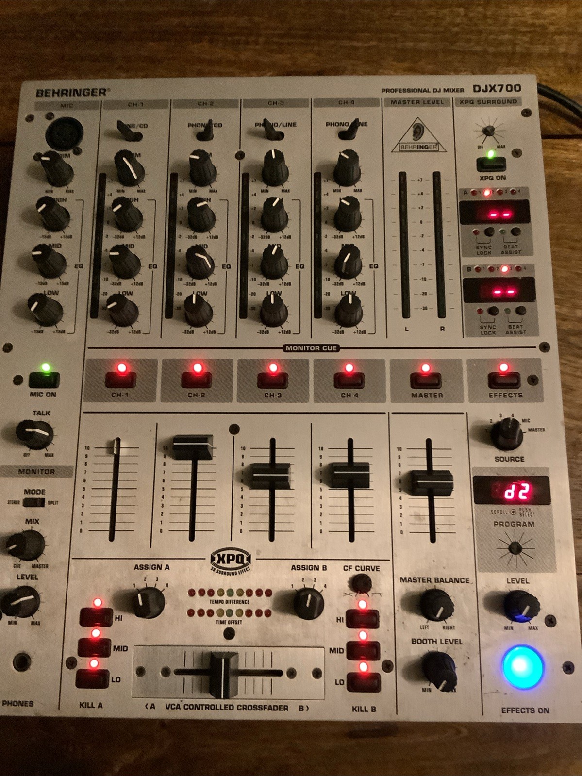 FOR PARTS/REPAIR - Behringer DJX700 Mixer Untested Turns On /As-is