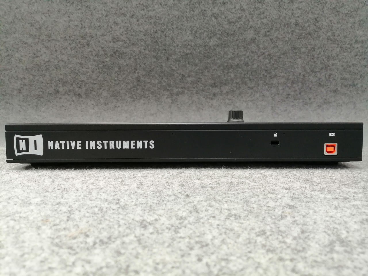 Native Instruments Maschine Mikro MK2 Controller Compact Sequencer MIDI USB