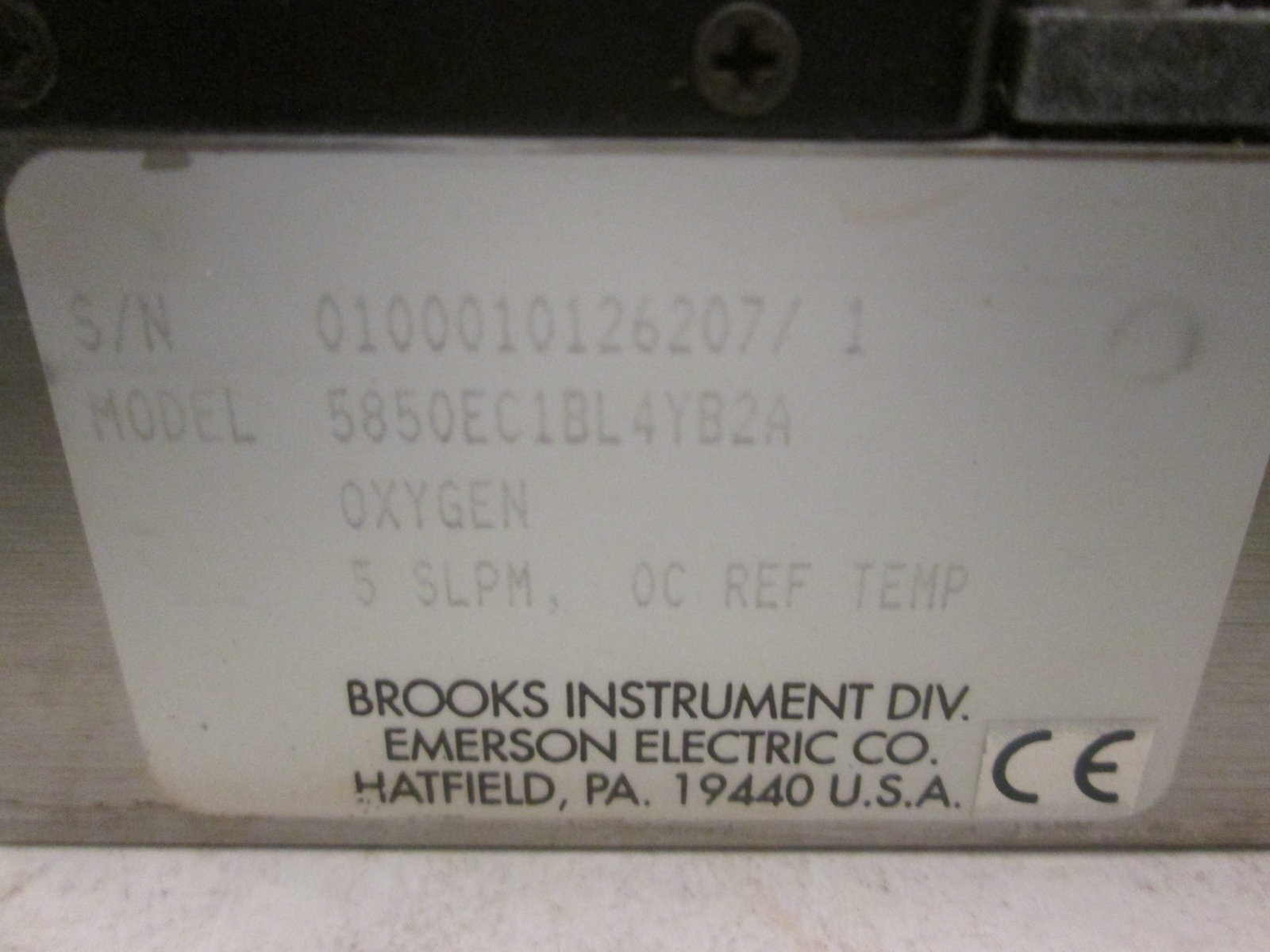 Brooks 5850E, Mass Flow Controller MFC, O2, 0-5 SLPM, 1/4" MVCR, Used