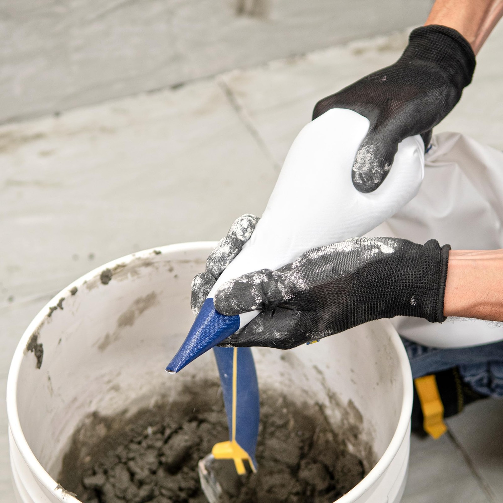 QEP Grout Bag with Heavy-Duty Tip
