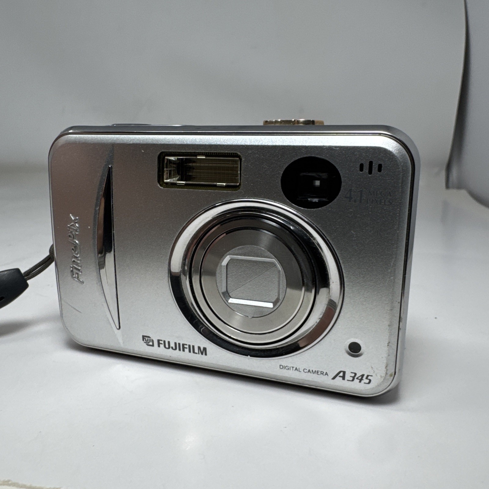 Fujifilm FinePix A345 4.1MP Digital Camera Silver