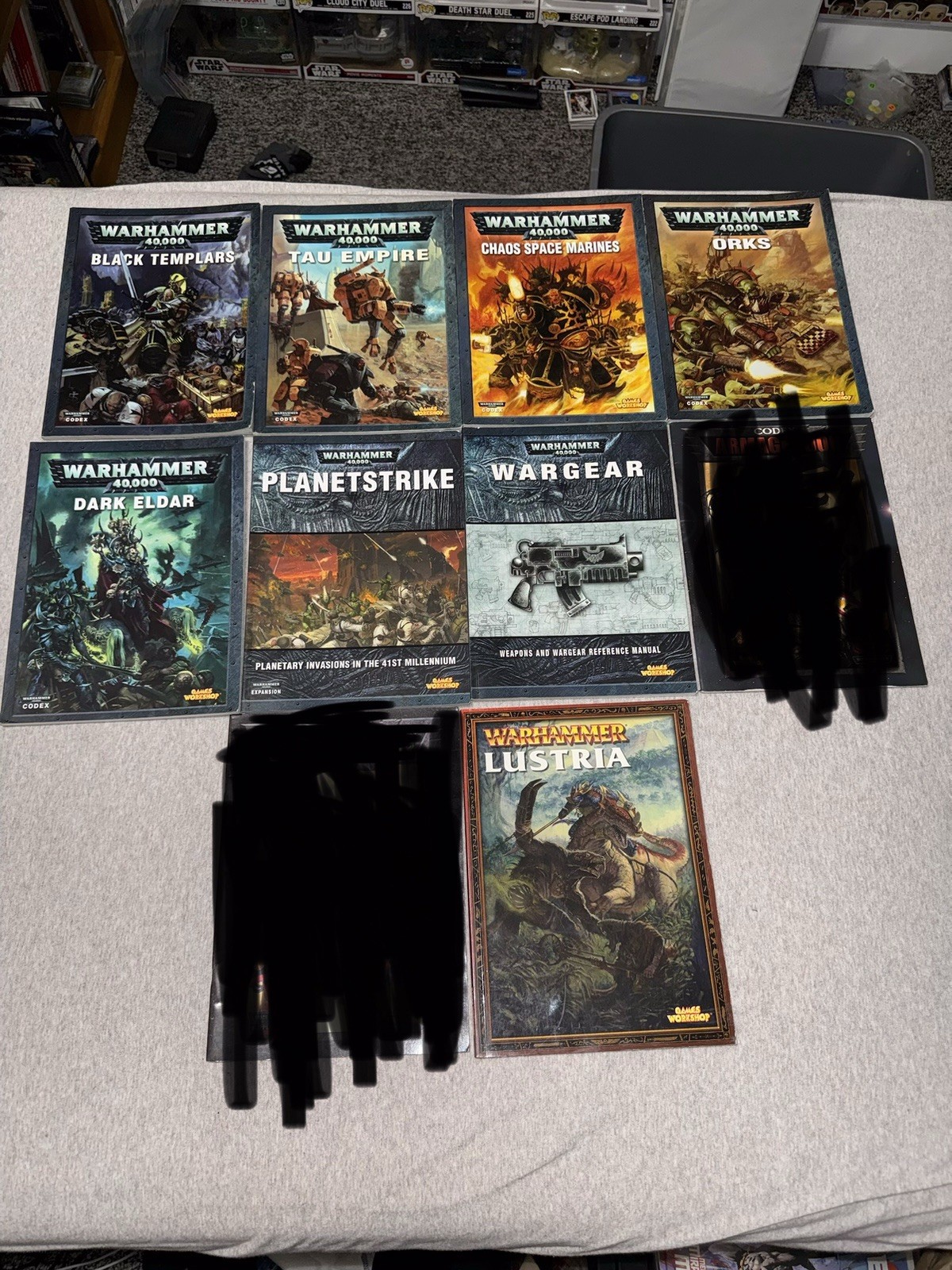 Lot Of 8 Warhammer 40k Rule Book And Codex Books Ranging From Good To Excellent