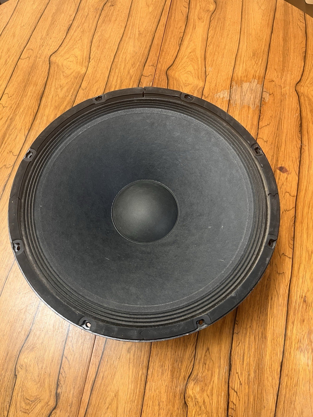 Eminence Legend 15 Inch 600w 8 ohm Speaker CB15
