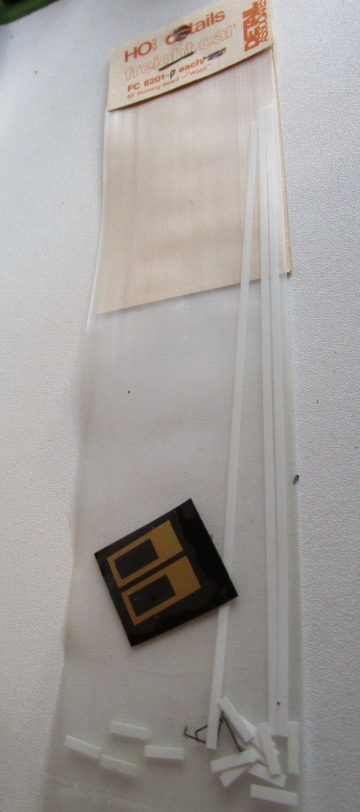 Detail Associates HO #6201-P Running Board, "Wood" for 40' Cars