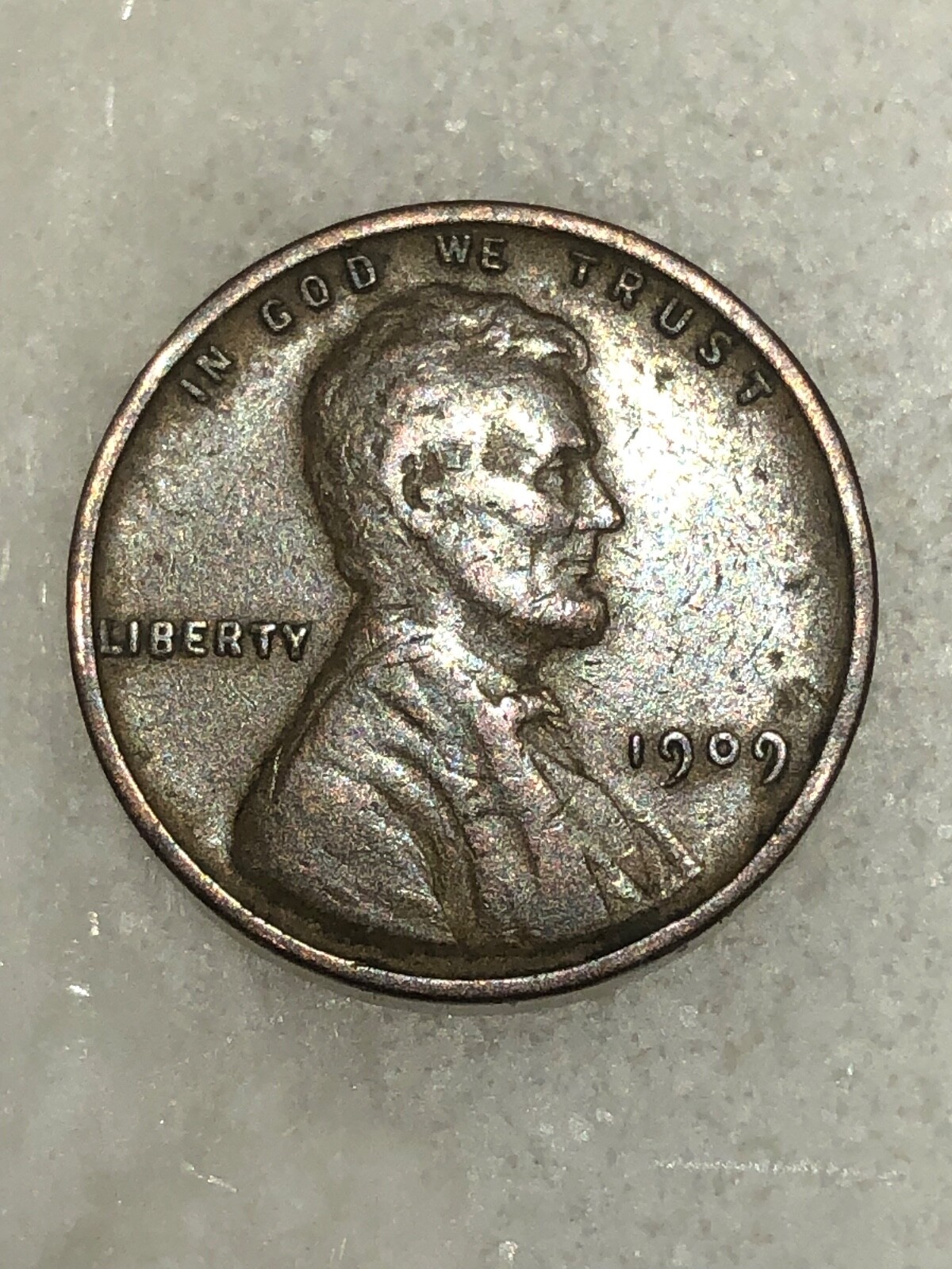1909 VDB & 1909 P Lincoln Pennies. Priced Right. Great Condition.