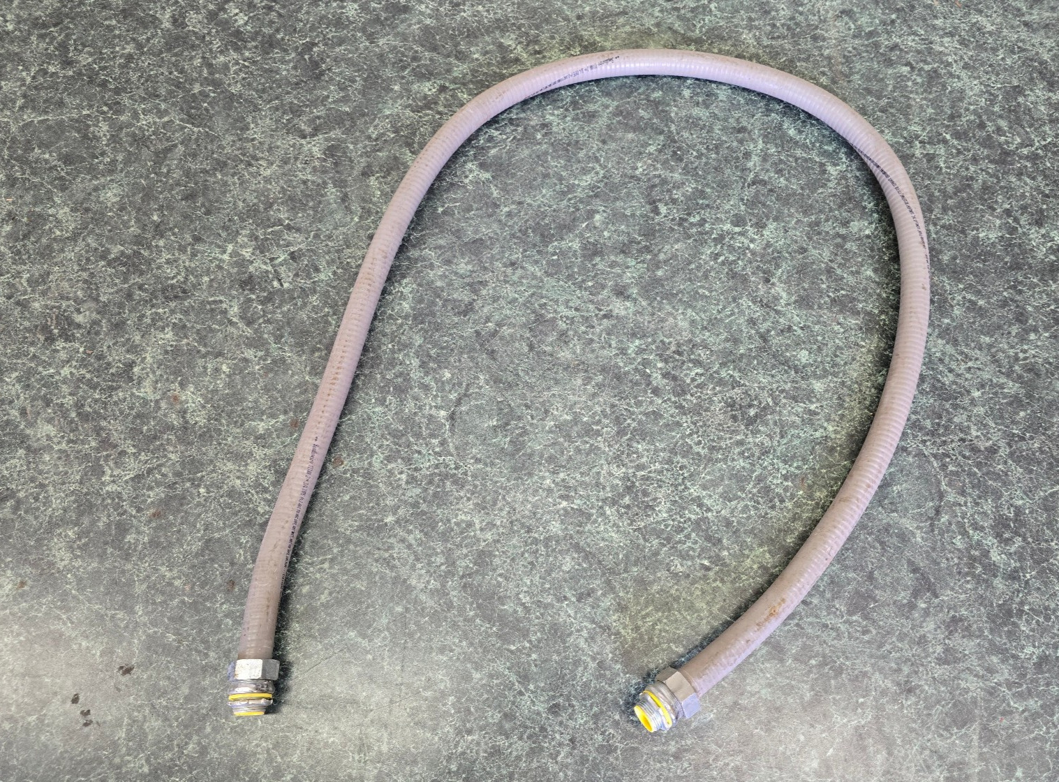 SOUTHWIRE TITAN 2 LIQUID TIGHT FLEXIBLE METAL CONDUIT ELECTRICAL 3/4',6'2"