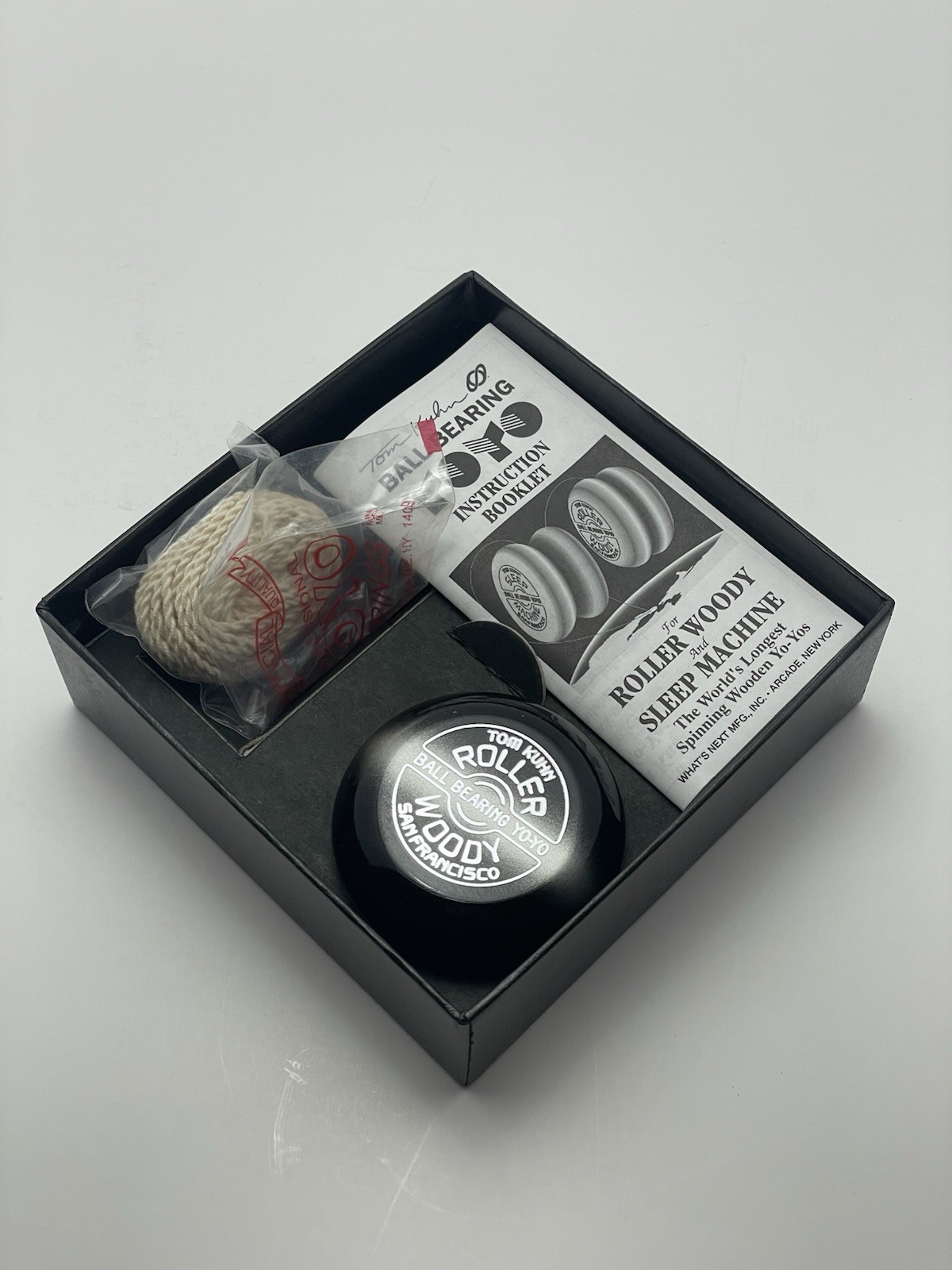 Vintage Tom Kuhn Roller Woody Ball Bearing Yo-yo Black New