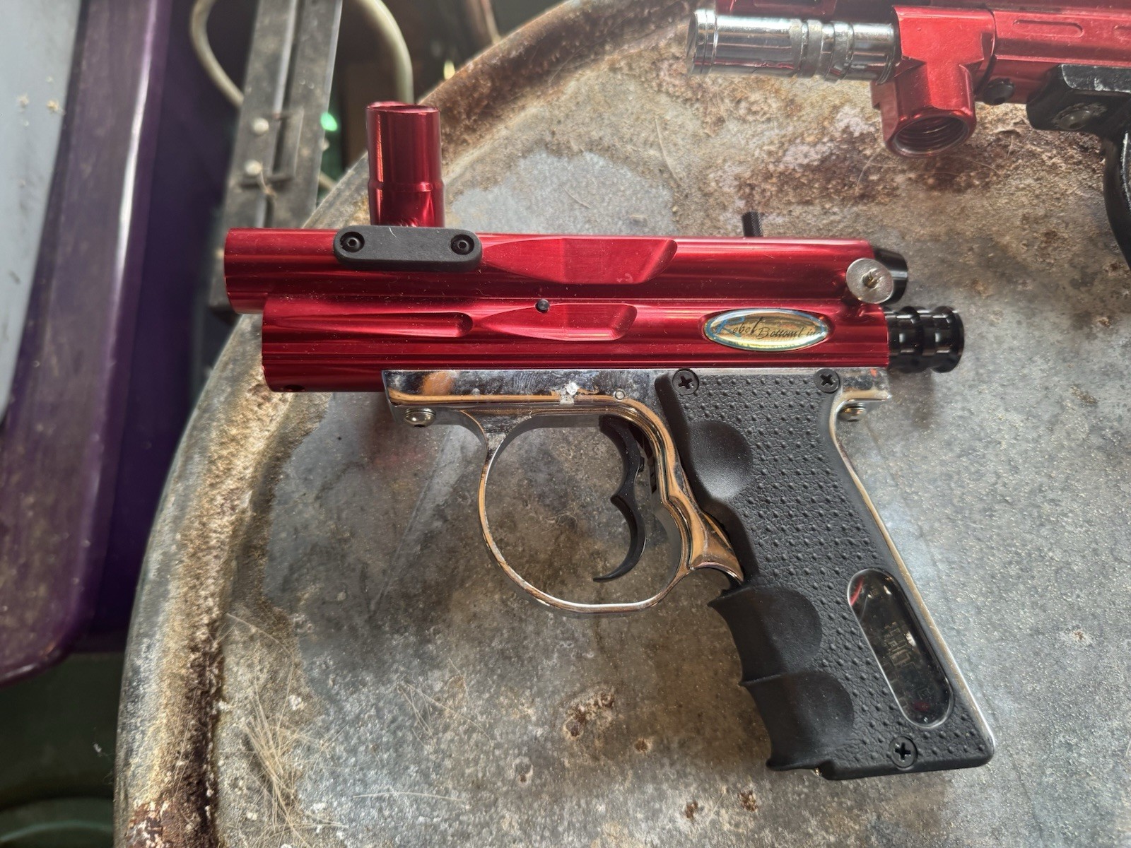 32 Degrees Rebel E marker red