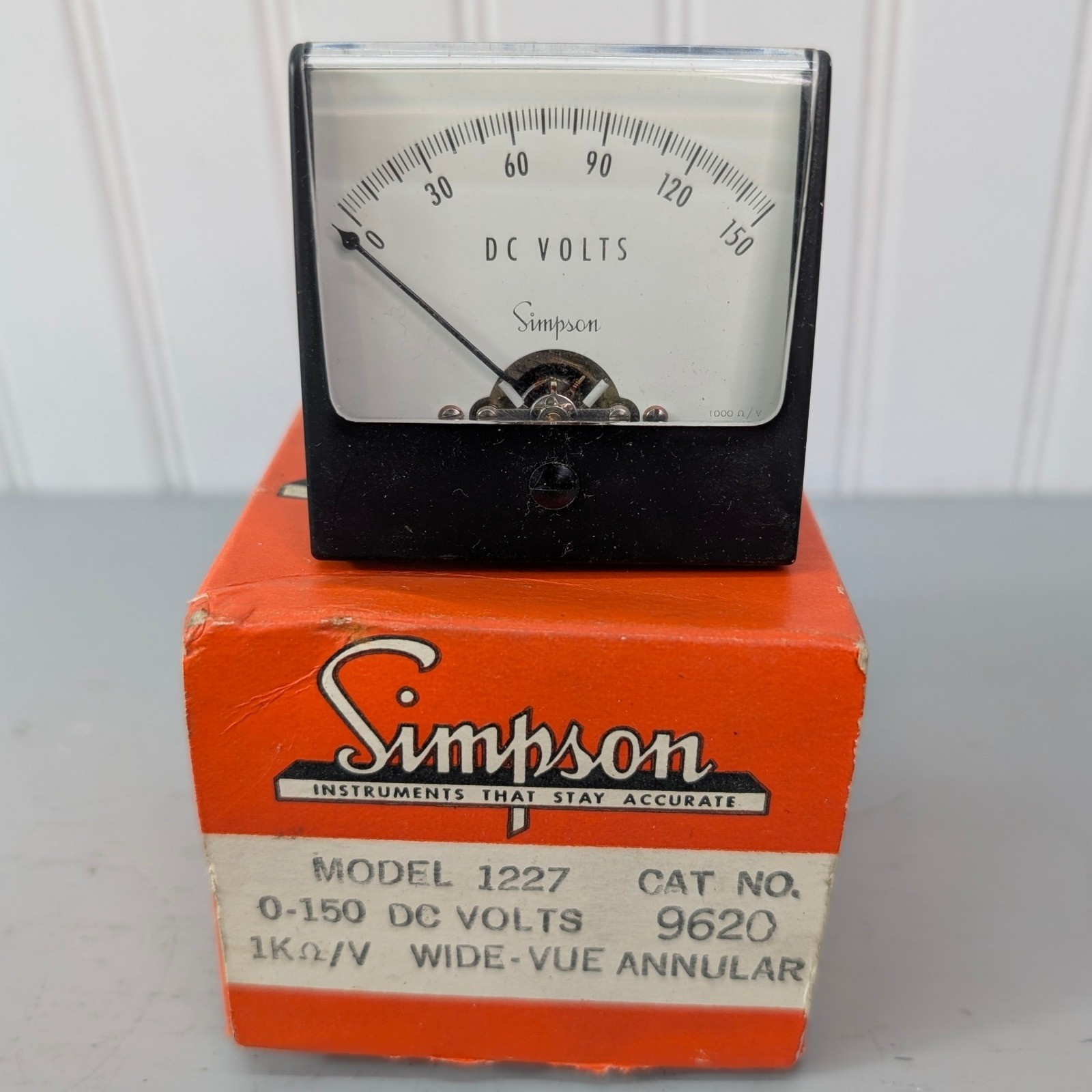 Simpson Model 1227 0-150 DC Volts Wide Vue Annular Meter USA Rare Vintage