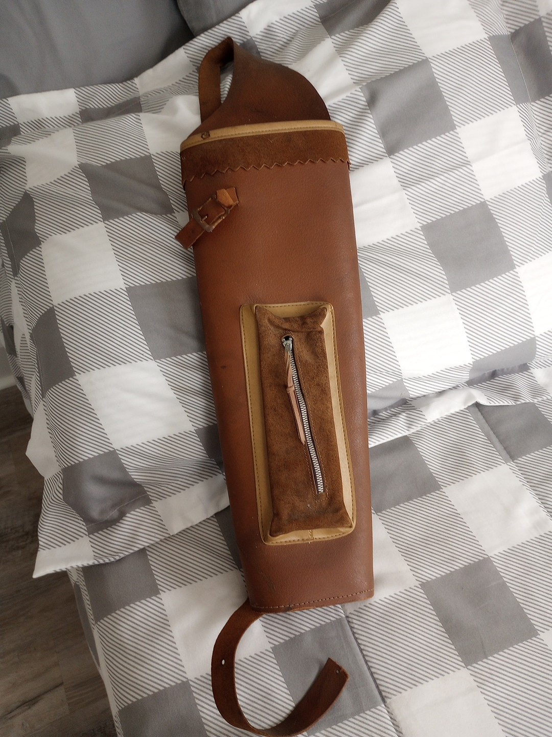 Vintage Traditional Leather Back Quiver