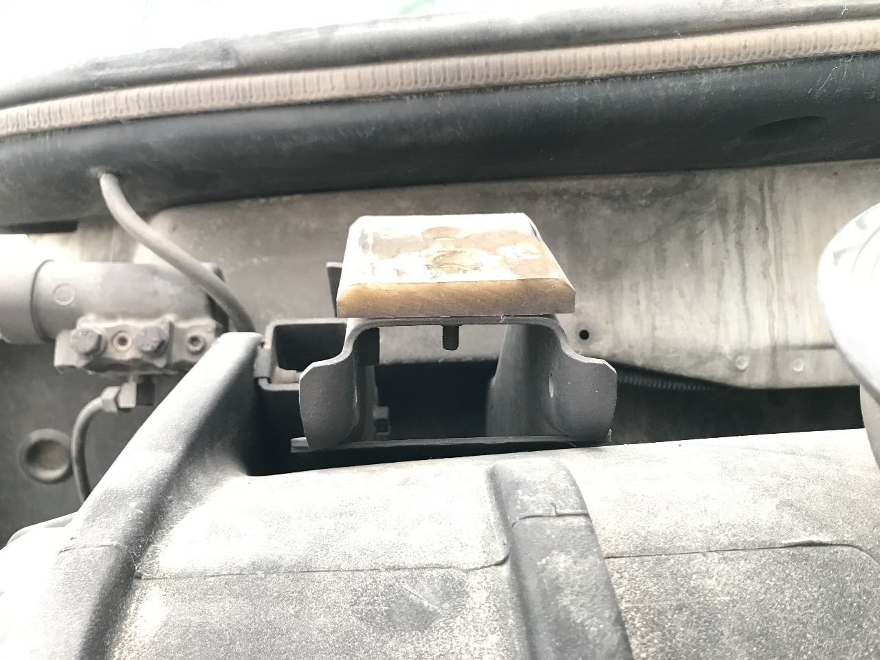Mack CX VISION Right/Passenger Hood Rest - Used