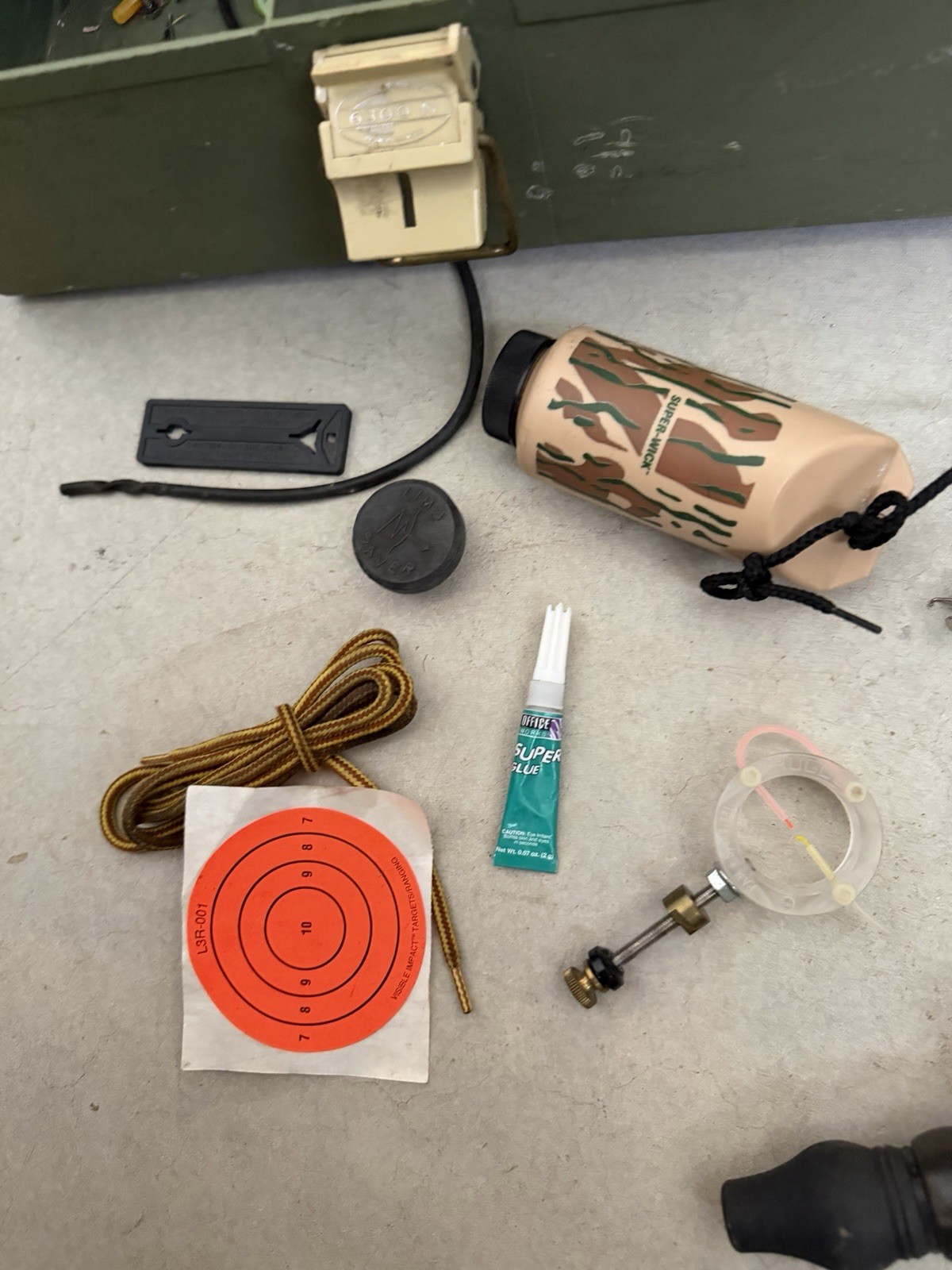 used archery accessories lot, Box Not Included
