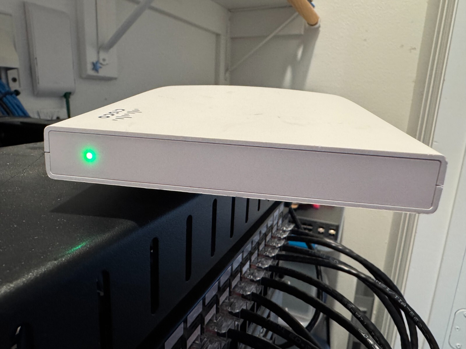 Meraki Cisco (MR45-HW) Wireless Access Point - Unclaimed