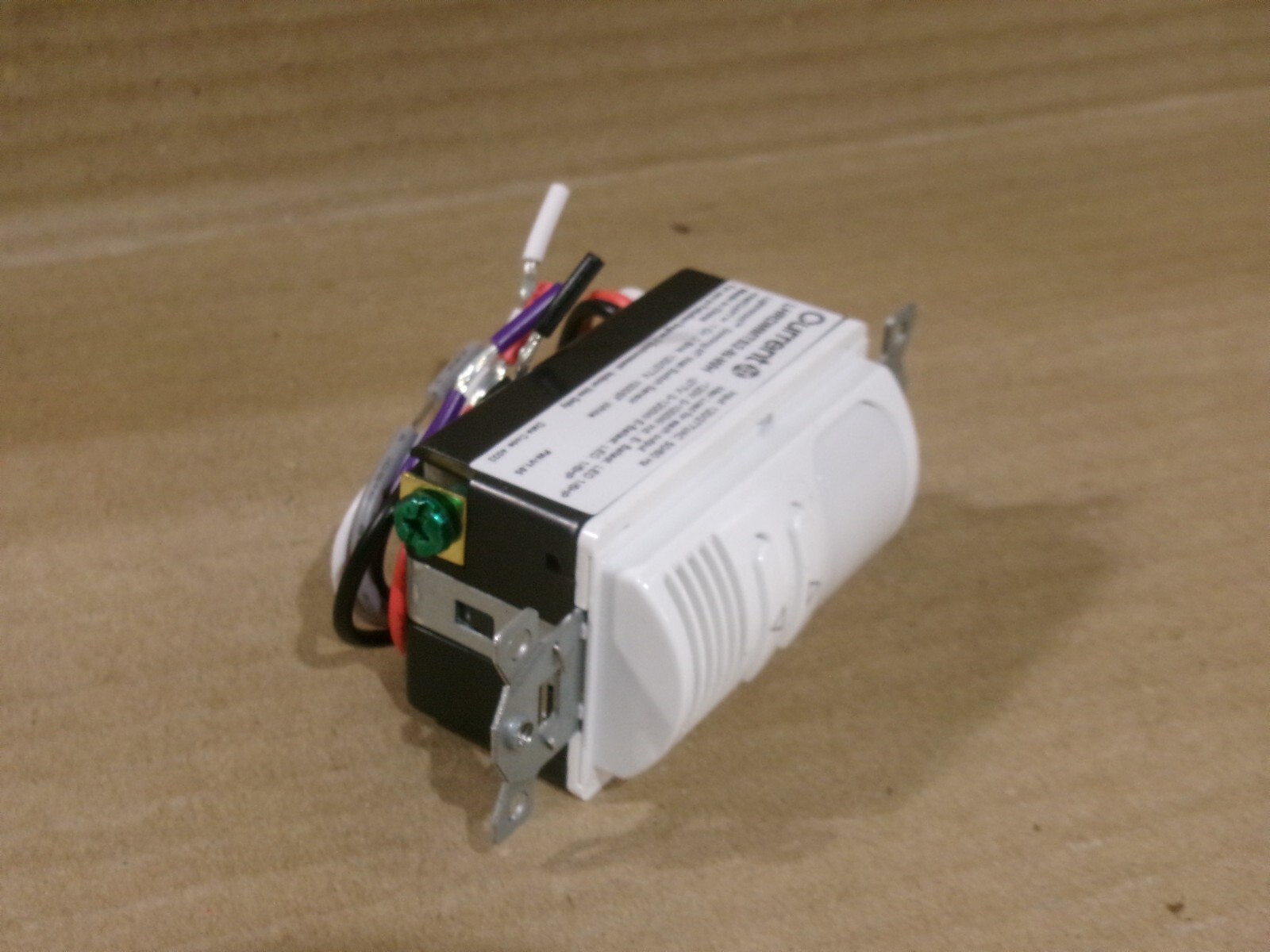 NEW CURRENT LHRDMMTS2-N-WH DIMMING MT WALL SWITCH SENSOR