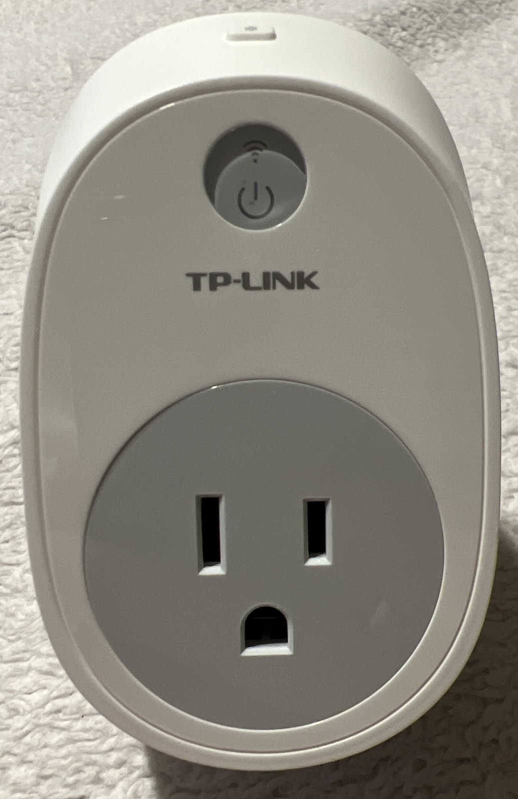 TP-Link HS110 WiFi Smart Plug with Energy Monitoring 0324