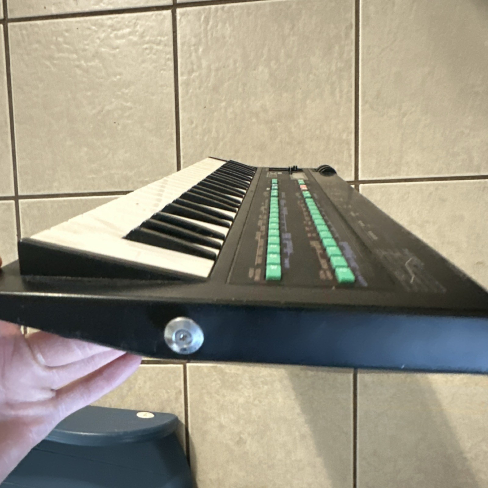 Yamaha DX100 Digital Programmable Algorithm Synthesizer Keyboard 49-Key