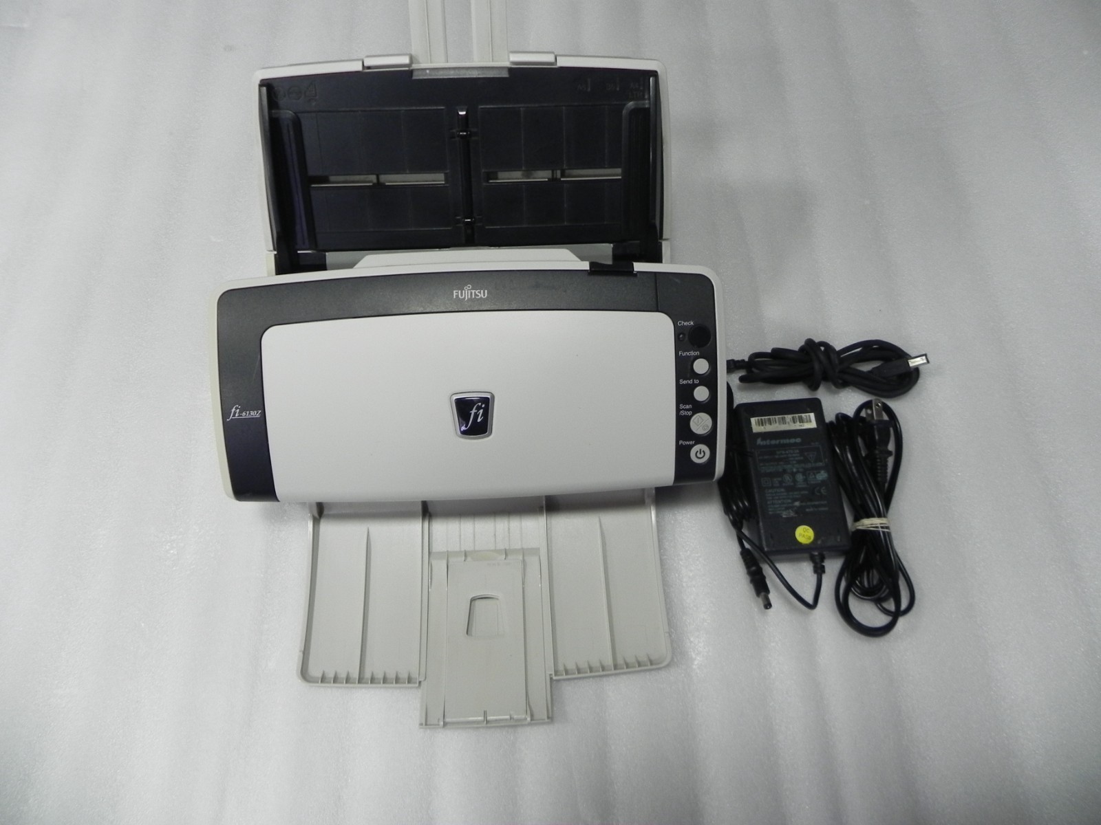 Fujitsu fi-6130Z Document Scanner PA03630-B055 page scan count only 1577 pages