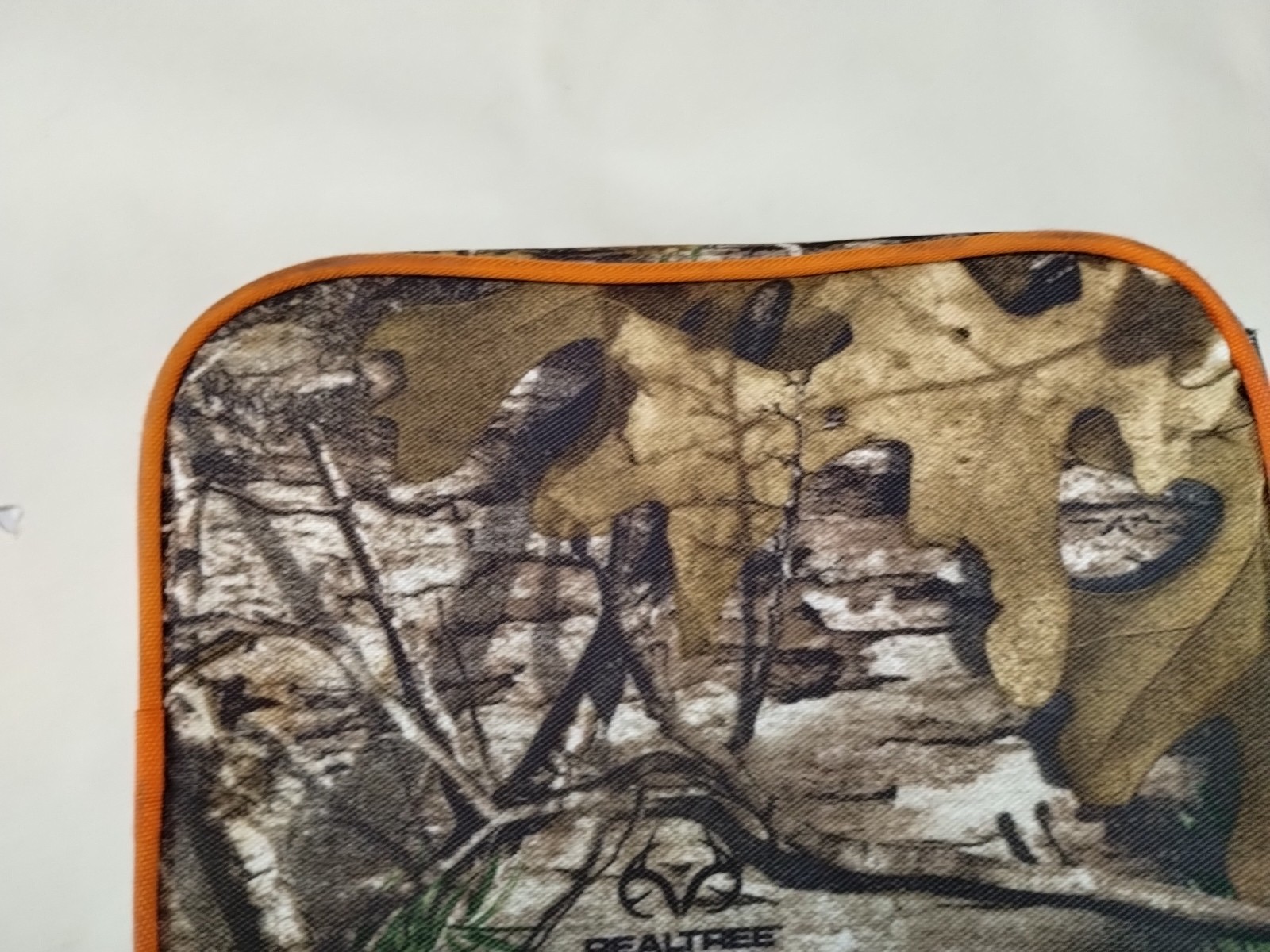 Igloo Realtree Lunch Bag with Handle