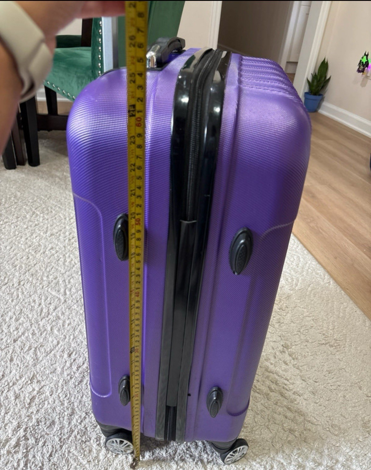 Purple 20" Hardcase Spinner Carry-On Suitcase w/ Wheels & Retractable Handle