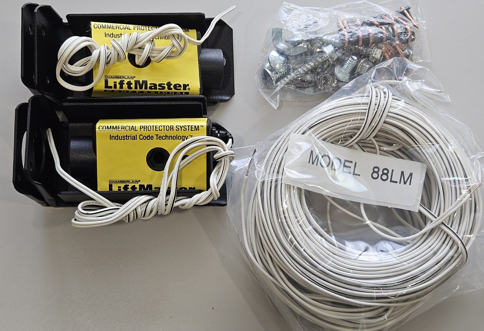 LiftMaster CPS Commercial Photo-Eyes with Mounting Brackets and Wire - FREE SHIP