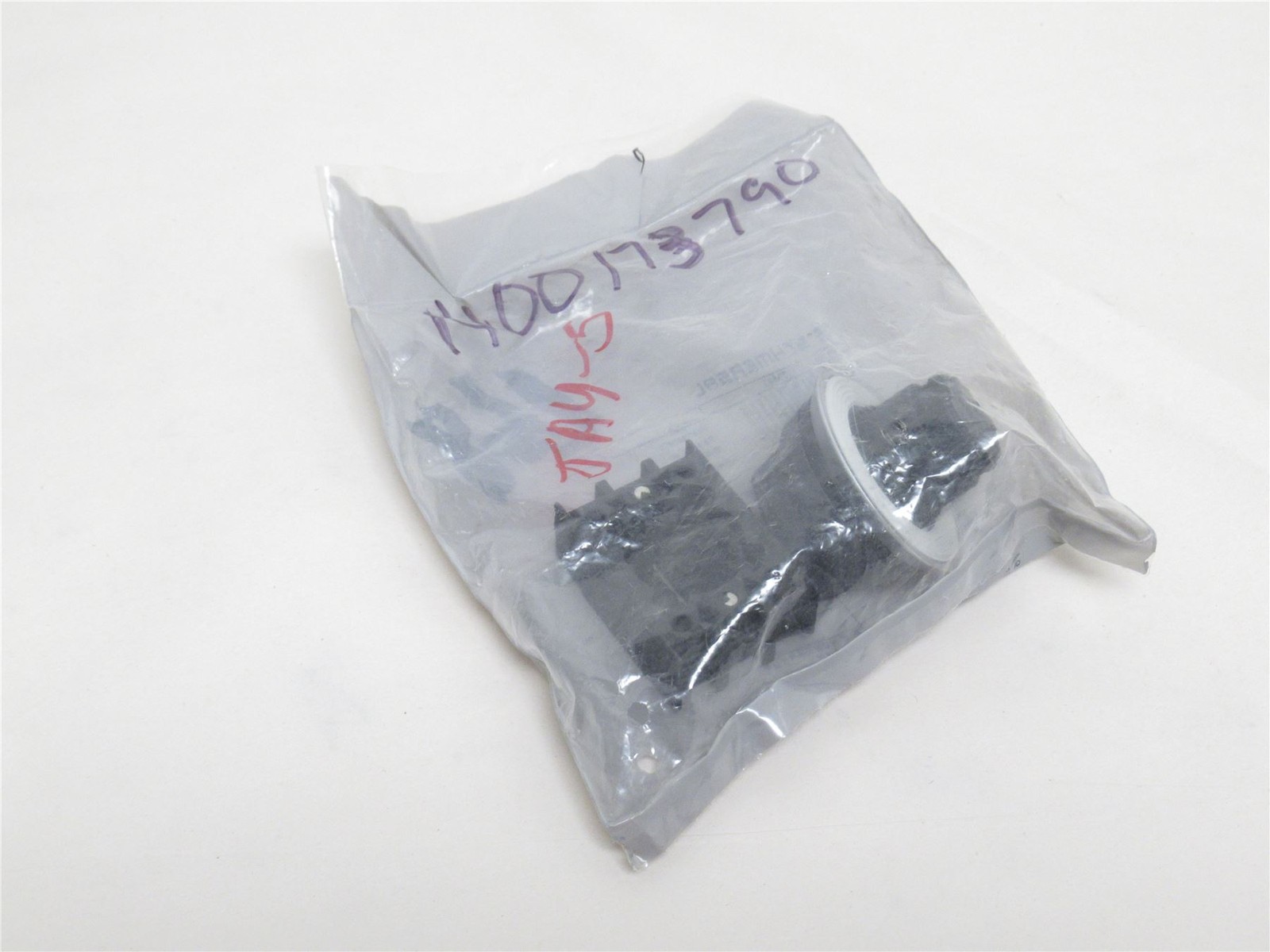 238858 New-No Box; Schmersal NWS21GR Selector Switch Operator; 101163541; 2-Pos