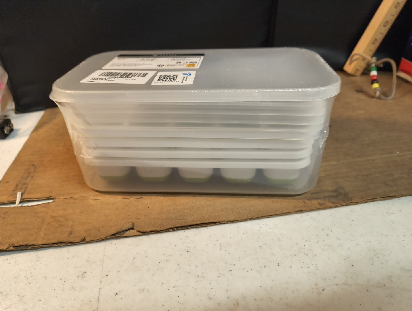 DOQAUS Ice Cube Tray with Lid and Bin