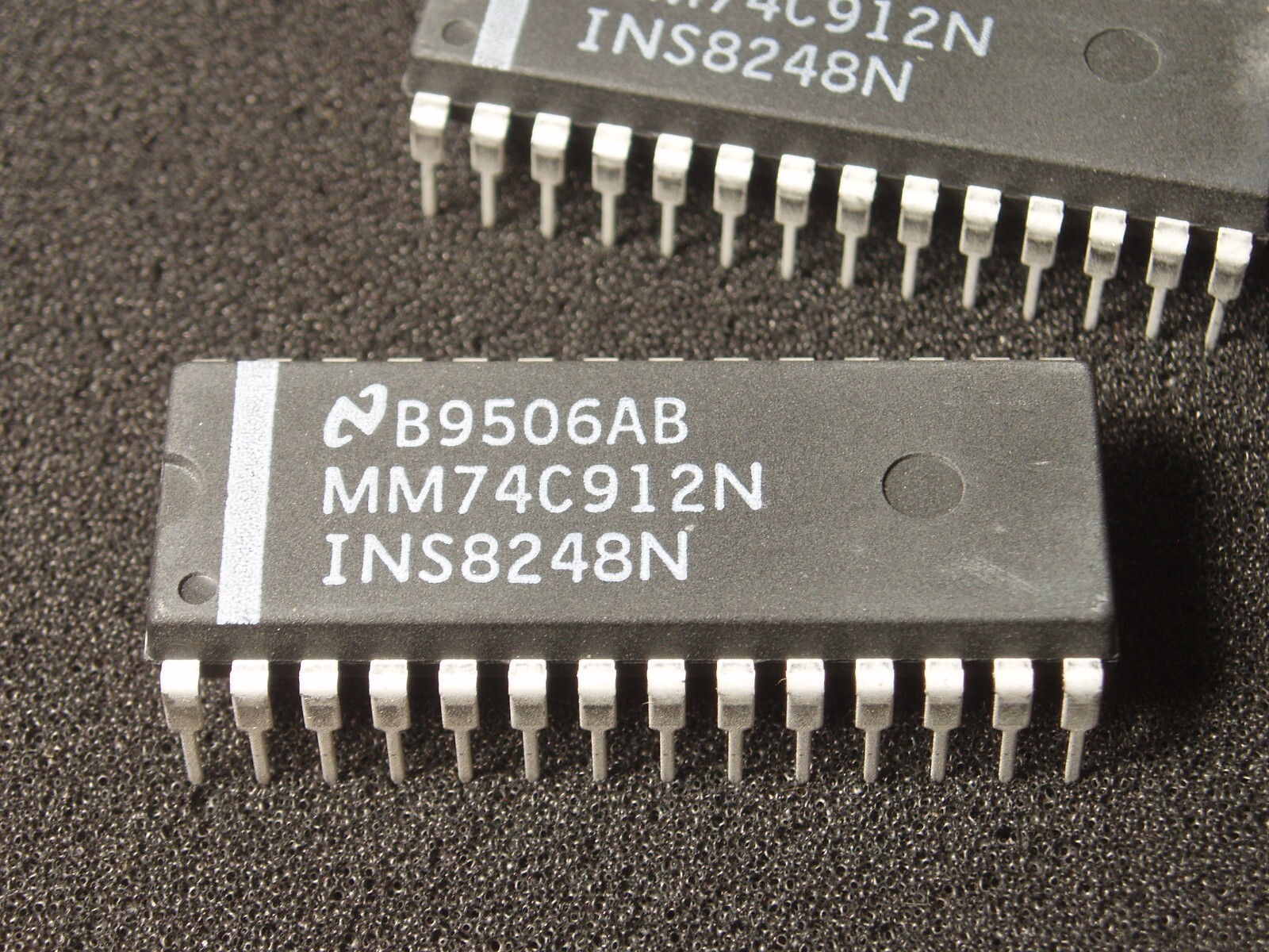 Qty 2: National Semi MM74C912N 6-Digit BCD Display Controller/Driver NOS